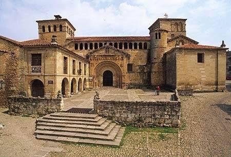 Apartamentos Santillana Del Mar Santillana del Mar Exterior foto