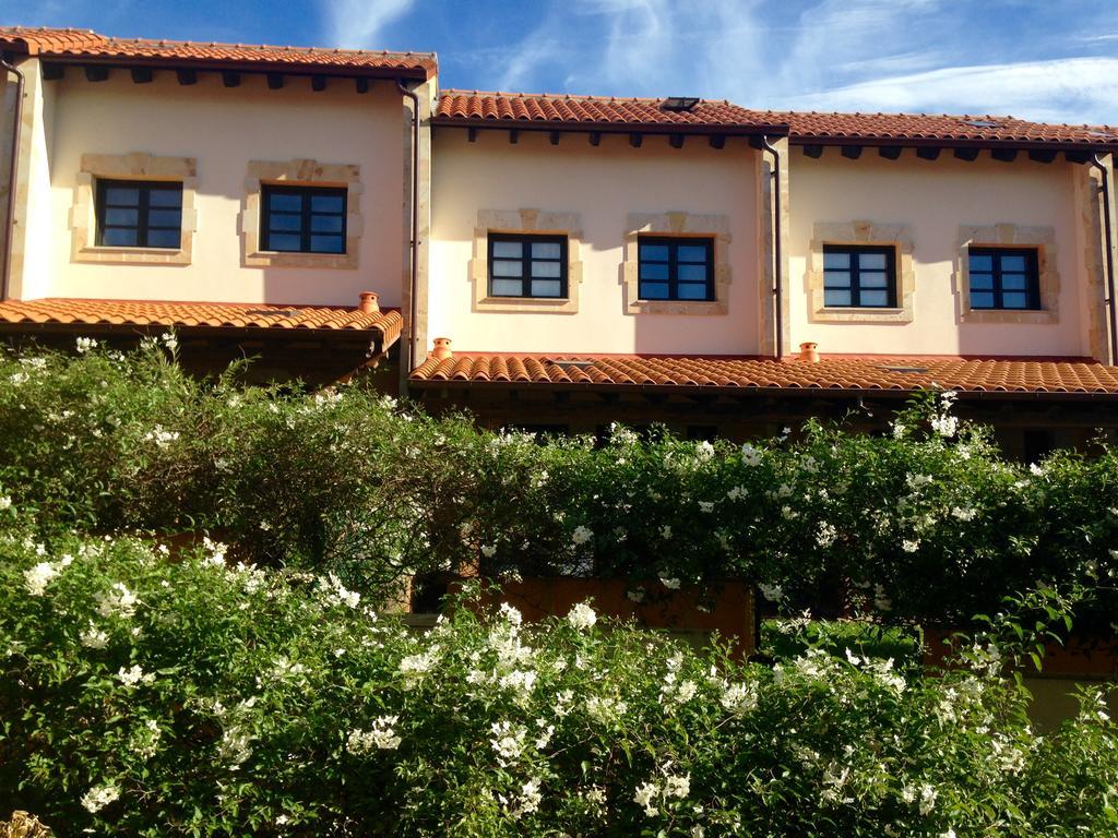 Apartamentos Santillana Del Mar Santillana del Mar Exterior foto