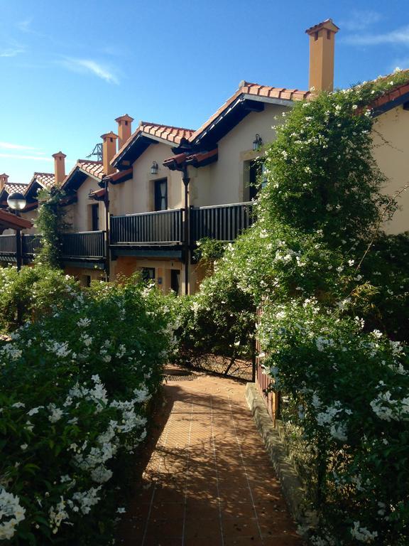 Apartamentos Santillana Del Mar Santillana del Mar Exterior foto